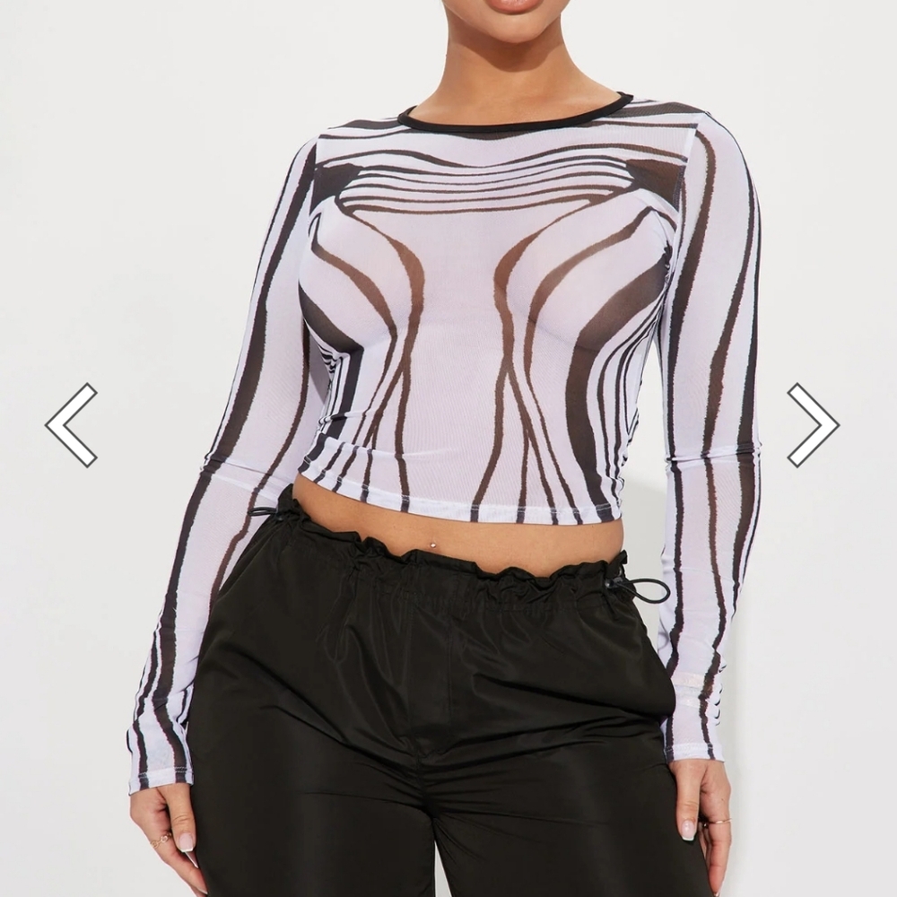 Abstract Black and White Long Sleeve Top